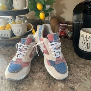 Sold!! New Balance 575 Concepts